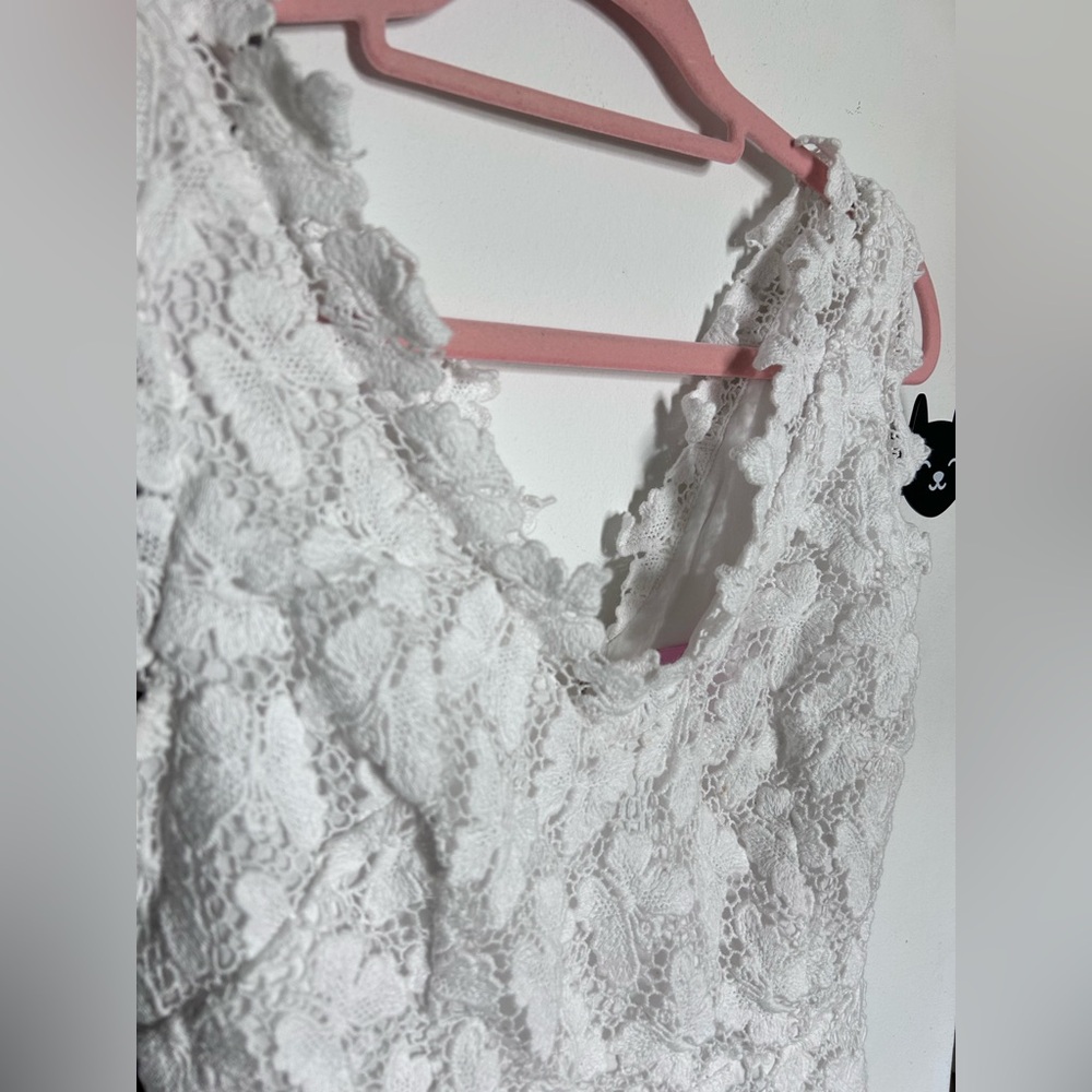 White lace Lilly Pulitzer dress